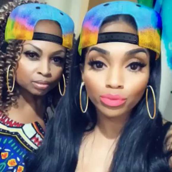 Meet your Posher, Cheryl - Picture 1 of 1